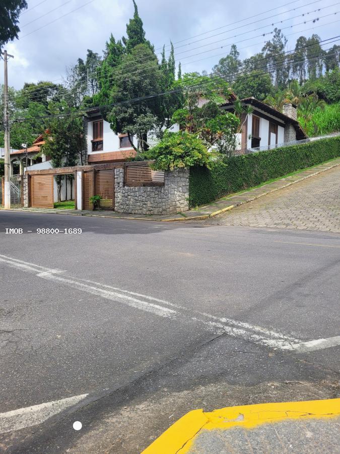 Foto do anúncio: Casa para Venda, Itajubá / MG, bairro BPS, 5 dormitórios, sendo 3 suítes, 4 banheiros, 2 vagas de garagem, mobil…