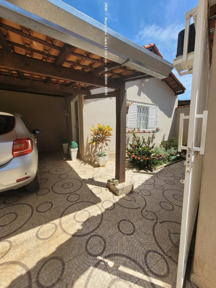 Foto do anúncio: Casa para Venda, Itajubá / MG, bairro São Sebastião, 3 dormitórios, 2 banheiros, 1 vaga de garagem, área total 2…