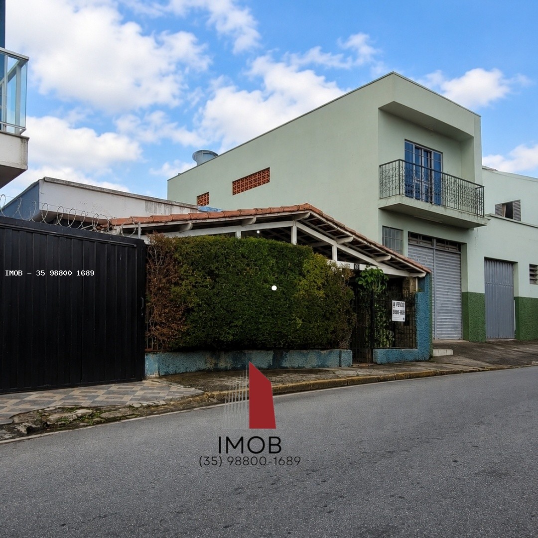 Foto do anúncio: Casa para Venda, Itajubá / MG, bairro Avenida, 3 dormitórios, sendo 1 suíte, 1 banheiro, 3 vagas de garagem, áre…